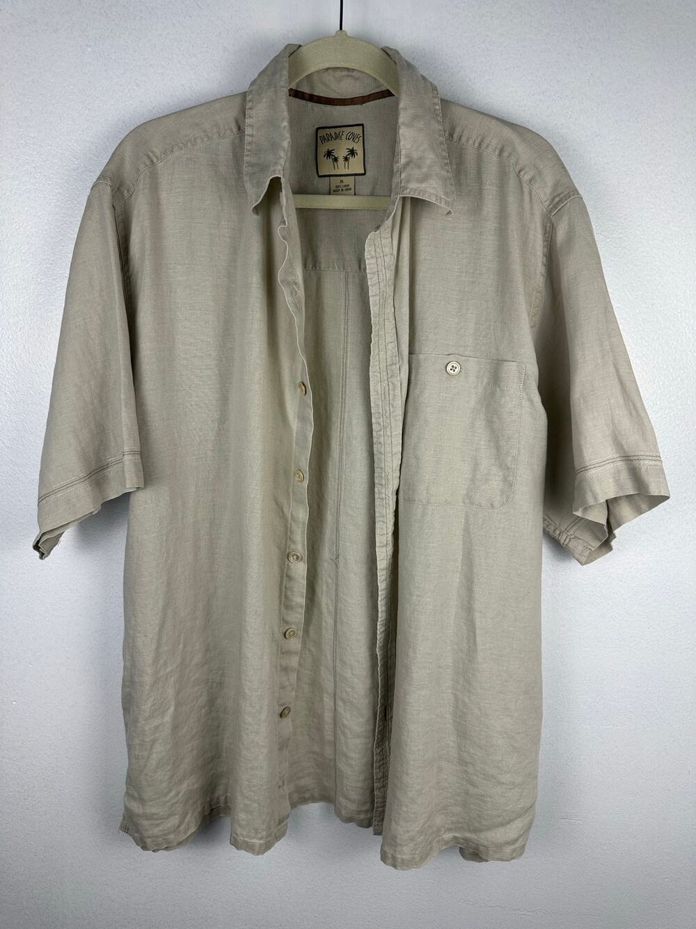 men's button-down shirt featuring a Paradise Coves 100% Linen XL beige